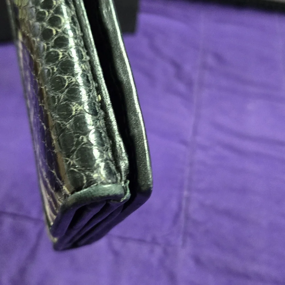 Gucci Python Continental Wallet With Tiger Head Closure With COA - Picture 6 of 16